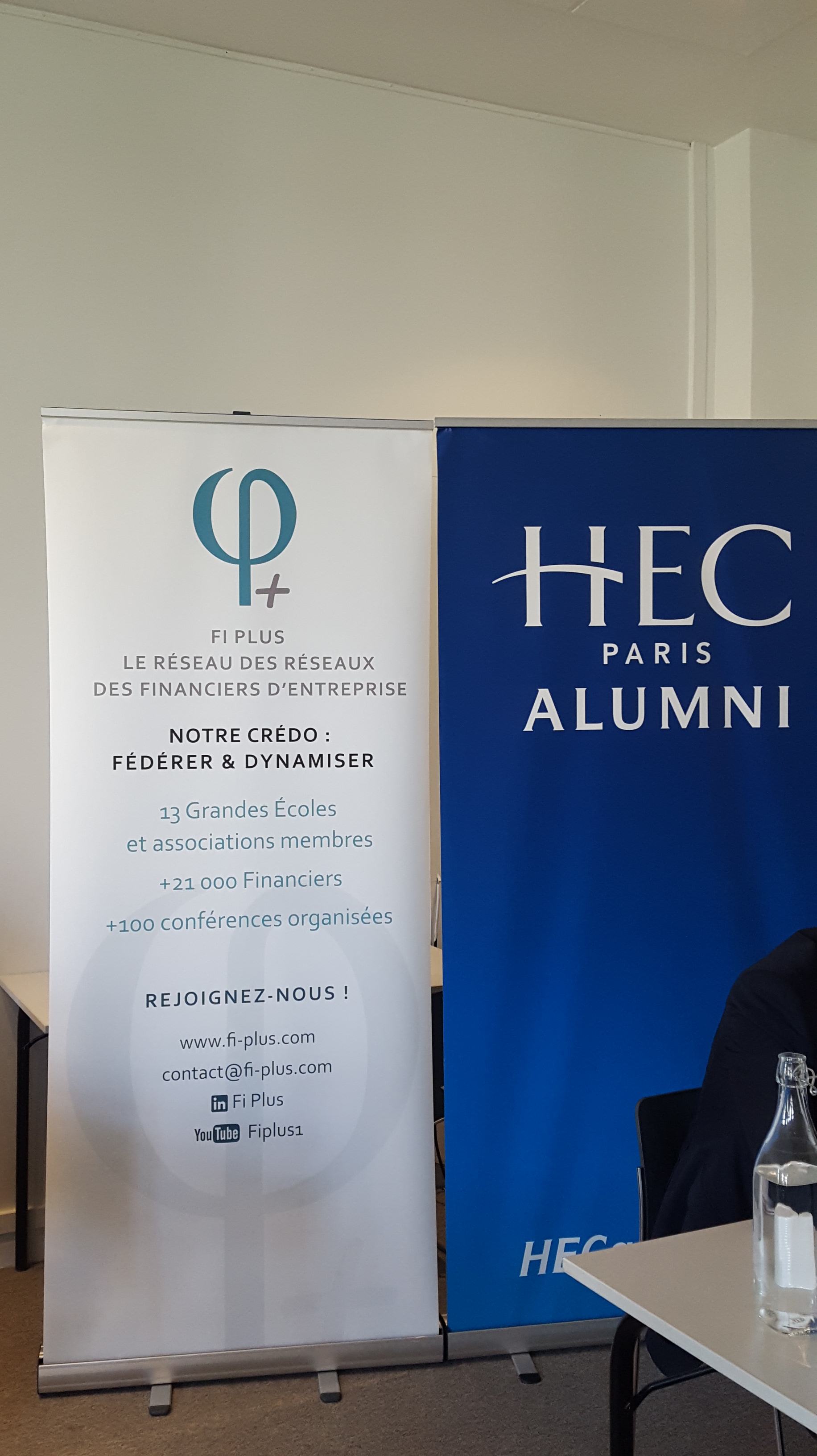 SpeedNetworking 2019 - FiPlus et HEC Kakemono